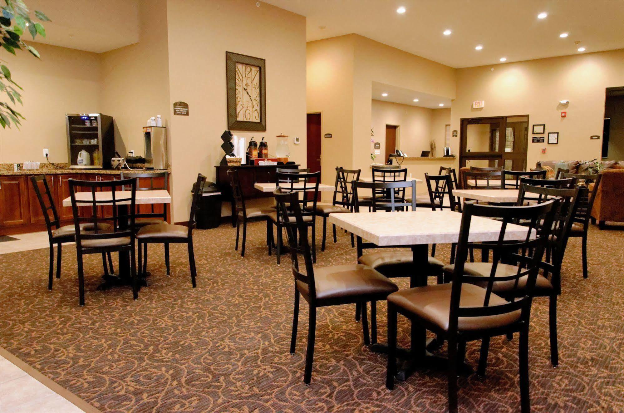 Cobblestone Inn & Suites Fort Madison Luaran gambar