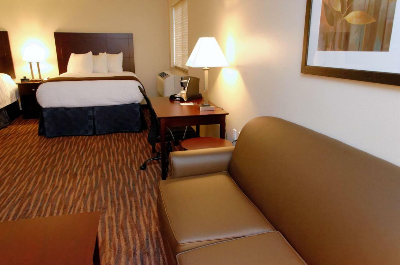 Cobblestone Inn & Suites Fort Madison Luaran gambar